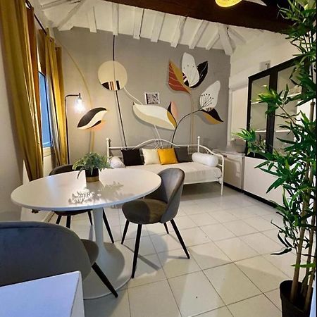 Tower 22 - Centre And Near Train Station Apartment Modena Ngoại thất bức ảnh
