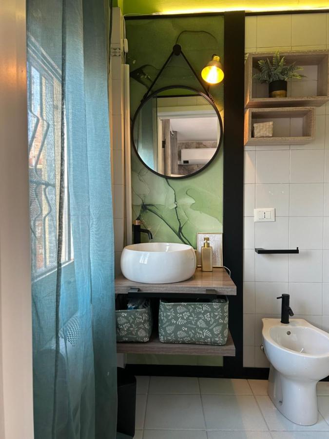 Tower 22 - Centre And Near Train Station Apartment Modena Ngoại thất bức ảnh