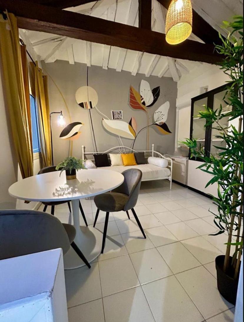 Tower 22 - Centre And Near Train Station Apartment Modena Ngoại thất bức ảnh